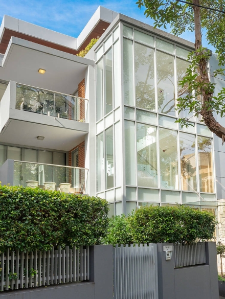 55927584crop1600x1000